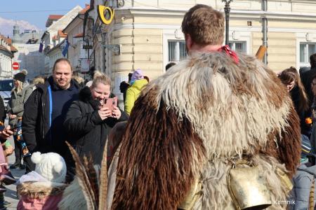 Kurenti iz Zamušanov v Kamniku preganjali zimo (31)